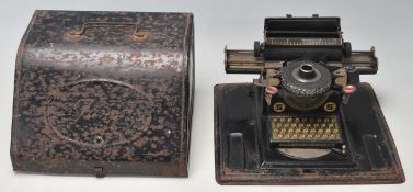 MINIATURE RETRO JUNIOR TYPEWRITER