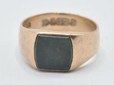VICTORIAN 9CT GOLD BLOODSTONE SIGNET RING