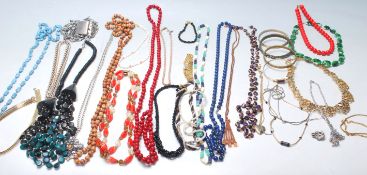 RETRO VINTAGE COSTUME JEWELLERY