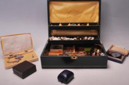 A collection of vintage retro costume jewellery to include various mid century coloured paste