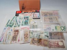 A collection of 20th Century world bank notes to include various Chinese late 20th Century notes;