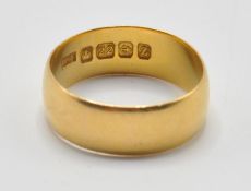 ANTIQUE 22CT GOLD BAND RING