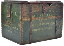 WWII 1942 VINTAGE CARTRIDGE STORAGE BOX / COFFEE TABLE