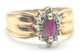 14CT GOLD RED AND WHITE STONE CLUSTER RING