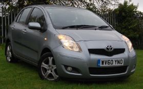 FIVE SEATS 2010 TOYOTA YARIS CITY CAR 1.3CC PETROL ENGINE/ AUTOMATIC TRANSMISSION