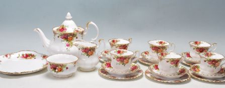 ROYAL ALBERT FINE BONE CHAINA OLD COUNTRY ROSES TEA SET / TEA SERVICE