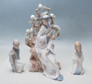 THREE VINTAGE LLADRO MADE IN SPAIN CERAMIC FIGURINES