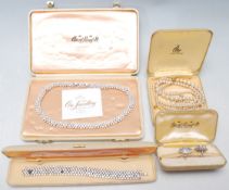 GROUP OF VINTAGE 1950'S CIRO OF BOND STREET JEWELLERY SET