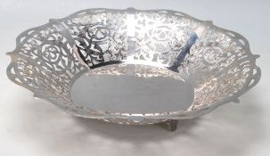 SILVER EGYPTIAN LARGE HALLMARKED FRUIT BOWL