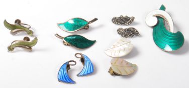 MID CENTURY NORWEIGIAN SILVER AND ENAMEL JEWELLERY