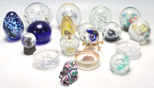 RETRO 20TH CENTURY GLASS PAPERWEIGHTS