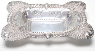 1904 EDWARDIAN BONBON DISK HALLMARKED SILVER - BIRMINGHAM - S GLASS