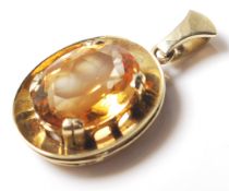 VINTAGE 14CT GOLD AND YELLOW STONE PENDANT