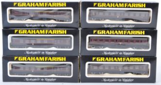 RAKE OF GRAHAM FARISH N GAUGE BOXED CARRIAGES