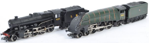 PAIR OF HORNBY 00 GAUGE MODEL RAILWAY TRAINSET LOCOMOTIVES