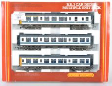 HORNBY 00 GAUGE R698 BR 3 CAR DMU PACK