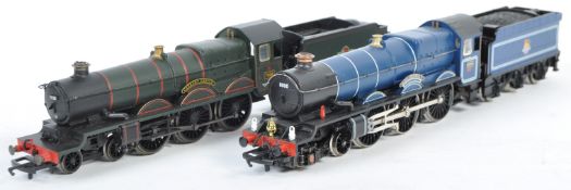 PAIR OF HORNBY 00 GAUGE MODEL RAILWAY TRAINSET LOCOMOTIVES