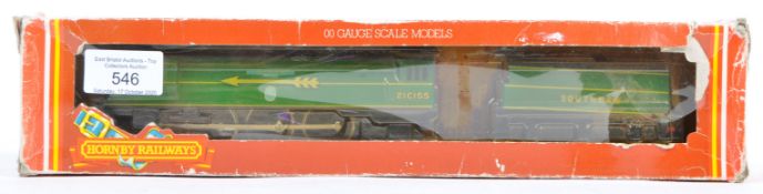 HORNBY 00 GAUGE R866 ' FIGHTER PILOT ' TRAIN SET LOCOMOTIVE