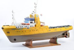 INCREDIBLE ' HAPPY HUNTER ' RADIO CONTROLLED RC MODEL BOAT
