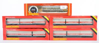 HORNBY 00 GAUGE R327 DIESEL LOCO AND FREIGHTLINERS