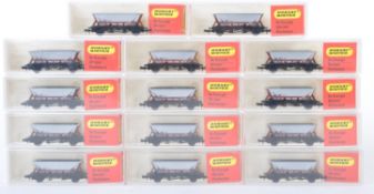 RAKE OF HORNBY MINITRIX N GAUGE N517 HOPPER WAGONS