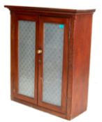 A EARLY 20TH CENTURY MAHOGANY GLAZED CABINET.