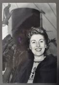 DAME VERA LYNN - FORCES SWEETHEART - AUTOGRAPHED 8