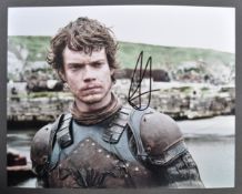 GAME OF THRONES - ALFIE ALLEN - SIGNED PHOTO 8X10