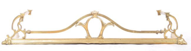 19TH CENTURY VICTORIAN ART NOUVEAU BRASS FIRE FENDER