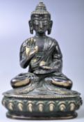 19TH CENTURY CHINESE BRONZE FIGURINE OF BUDDHA