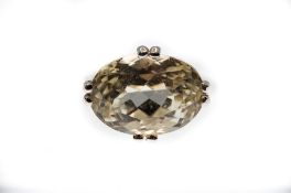 9ct White Gold & Yellow Kunsite Ring