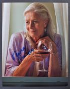 VANESSA REDGRAVE - ENGLISH ACTRESS - SIGNED 8X10
