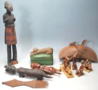 COLLECTION OF WOODEN TRIBALE CARVED ITEMS - FIGURI