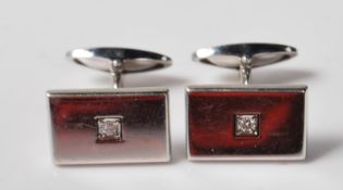 18ct WHITE GOLD & DIAMOND CUFFLINKS