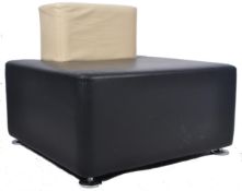 STEELCASE SUPERB FIVE PIECE MODULAR SOFA SETTEE / OFFICE / LOBBY SEATING