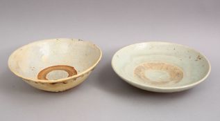 A GOOD PAIR OF EARLY CHINESE POTTERY BOWLS, 14 & 15cm