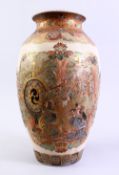 A GOOD JAPANESE MEIJI PERIOD SATSUMA VASE - the body of the vase with two large main panels one