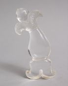 AN INDIAN MUGHAL CARVED ROCK CRYSTAL DAGGER HILT, 14cm.