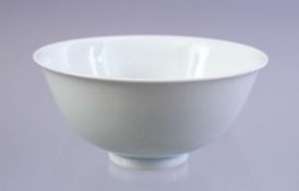 A GOOD CHINESE QIANLONG MONOCHROME PORCELAIN BOWL, the bowl with a six character mark for qianlong
