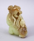 A GOOD CHINESE CARVED JADE FIGURE OF AN ELEPHANT, SNAKE AND BAT, 7cm.