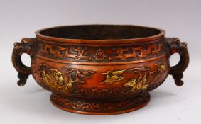 A LARGE CHINESE BRONZE INCENSE BURNER WITH DRAGONS, the body of the censer carved with gilded