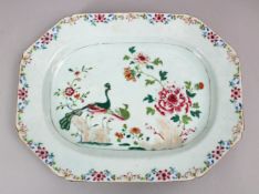 A GOOD 18TH CENTURY CHINESE FAMILLE ROSE PORCELAIN SERVING DISH, with decoration depicting