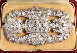 A GOOD 18CT WHITE GOLD AND DIAMOND BROOCH in the Art Deco style. 2.75ins x 1.5ins.