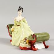 A ROYAL DOULTON GROUP 