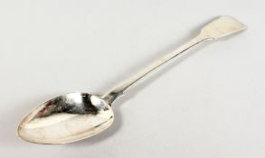 A WILLIAM IV LONG HANDLED FIDDLE PATTERN GRAVY SPOON. London 1832. Maker J. P.