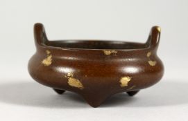 A JAPANESE BRONZE MINIATURE MODEL OF A CENSER. 2.5ins wide.
