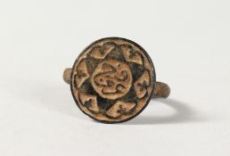 A ROMAN METAL RING.