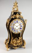 AN IMPOSING LARGE, 19TH CENTURY FRENCH BOULLE MANTLE CLOCK of typical form, with enamel dial and