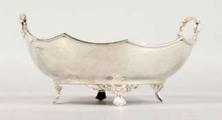 A PLAIN TWO HANDLED OVAL FRUIT BOWL. Sheffield 1946.