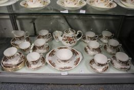A Colclough twelve place tea service.